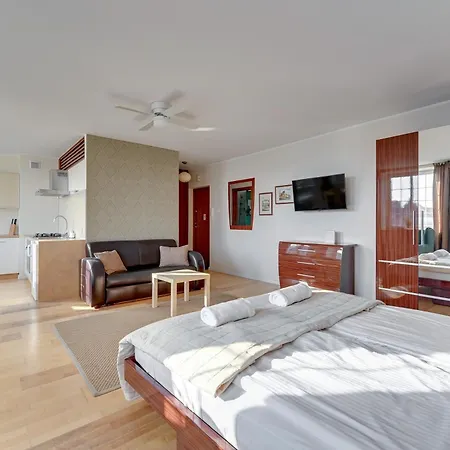 Dom & House - Old Town Targ Rybny - Self Check-in, Parking, River View דירה