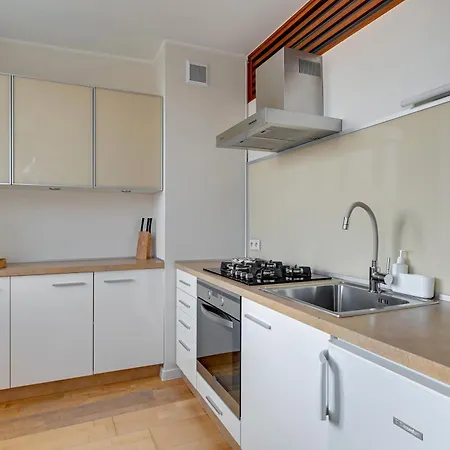 Old Town Targ Rybny - Self Check-in, Parking, River View By Renters *