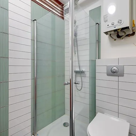 Апартаменты Dom & House - Old Town Targ Rybny - Self Check-in, Parking, River View Гданьск