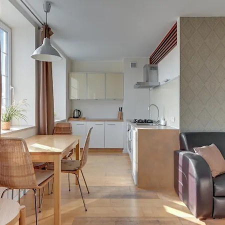 Old Town Targ Rybny - Self Check-in, Parking, River View By Renters