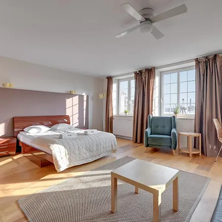 Dom & House - Old Town Targ Rybny - Self Check-in, Parking, River View Апартаменты Гданьск
