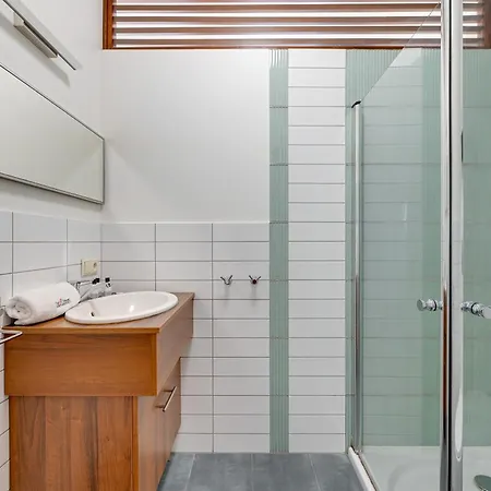 Апартаменты Dom & House - Old Town Targ Rybny - Self Check-in, Parking, River View *