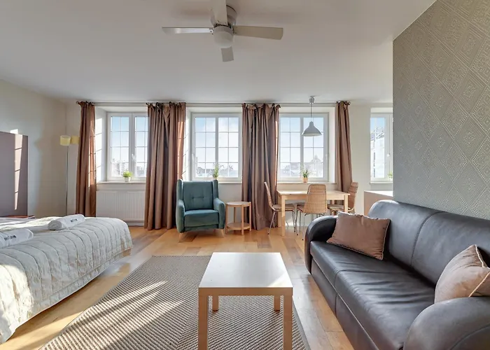 アパート Dom & House - Old Town Targ Rybny - Self Check-in, Parking, River View *