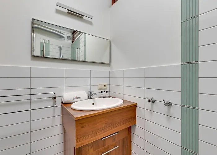 アパート Dom & House - Old Town Targ Rybny - Self Check-in, Parking, River View グダニスク