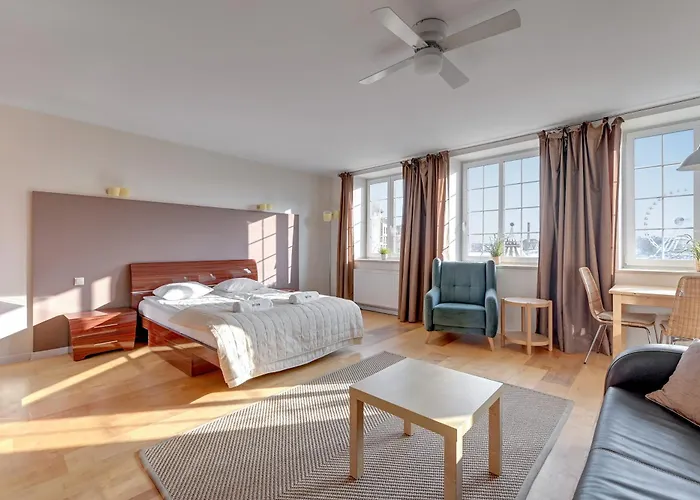 Dom & House - Old Town Targ Rybny - Self Check-in, Parking, River View Апартаменты Гданьск